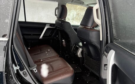 Toyota Land Cruiser Prado 150 рестайлинг 2, 2018 год, 5 500 000 рублей, 10 фотография