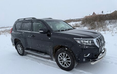 Toyota Land Cruiser Prado 150 рестайлинг 2, 2018 год, 5 500 000 рублей, 13 фотография