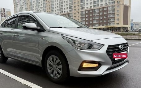 Hyundai Solaris II рестайлинг, 2018 год, 1 630 000 рублей, 2 фотография