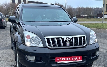 Toyota Land Cruiser Prado 120 рестайлинг, 2007 год, 2 190 000 рублей, 11 фотография