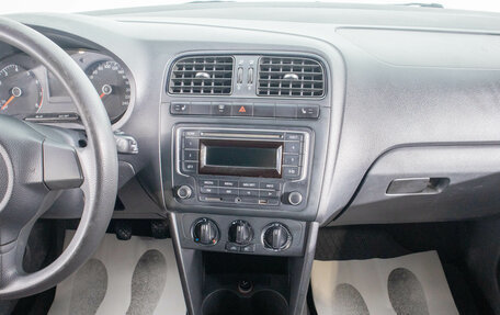 Volkswagen Polo VI (EU Market), 2014 год, 799 000 рублей, 18 фотография