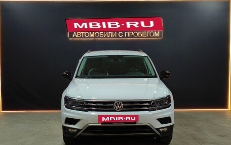 Volkswagen Tiguan II, 2019 год, 2 100 000 рублей, 6 фотография