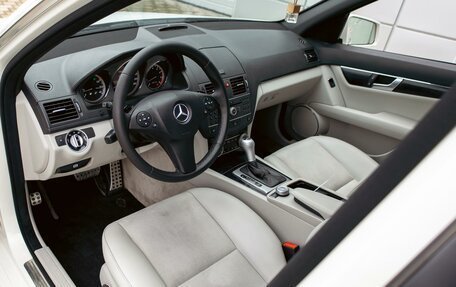 Mercedes-Benz C-Класс, 2010 год, 1 395 000 рублей, 13 фотография