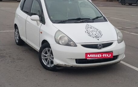 Honda Fit III, 2005 год, 230 000 рублей, 2 фотография