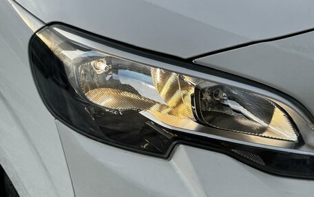 Peugeot Traveller I, 2018 год, 1 990 000 рублей, 11 фотография