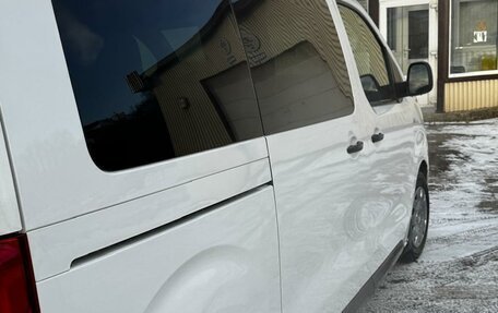 Peugeot Traveller I, 2018 год, 1 990 000 рублей, 7 фотография