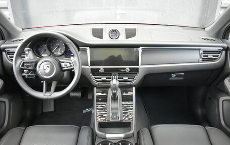 Porsche Macan I рестайлинг, 2025 год, 12 390 000 рублей, 15 фотография