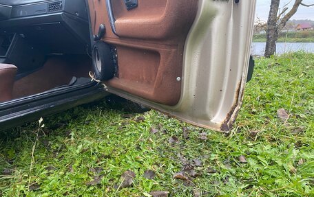 Volkswagen Passat B2, 1985 год, 137 000 рублей, 11 фотография