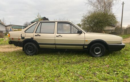 Volkswagen Passat B2, 1985 год, 137 000 рублей, 12 фотография
