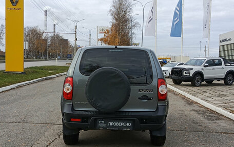 Chevrolet Niva I рестайлинг, 2018 год, 752 000 рублей, 6 фотография