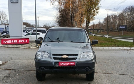 Chevrolet Niva I рестайлинг, 2018 год, 752 000 рублей, 2 фотография