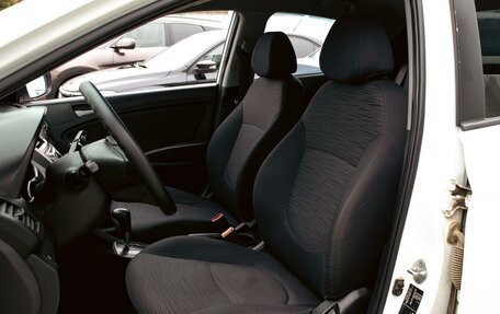 Hyundai Solaris II рестайлинг, 2015 год, 995 000 рублей, 11 фотография