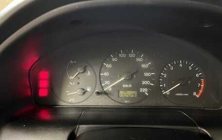 Mazda 323, 1997 год, 370 000 рублей, 6 фотография