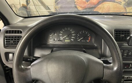 Mazda 323, 1997 год, 370 000 рублей, 5 фотография