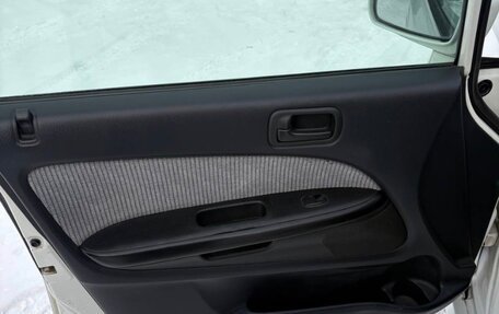 Honda Stream I рестайлинг, 2002 год, 490 000 рублей, 11 фотография