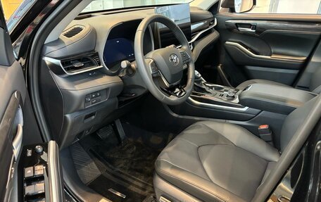 Toyota Highlander, 2025 год, 6 500 000 рублей, 27 фотография