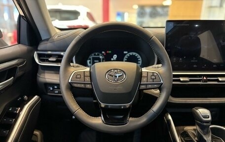 Toyota Highlander, 2025 год, 6 500 000 рублей, 24 фотография