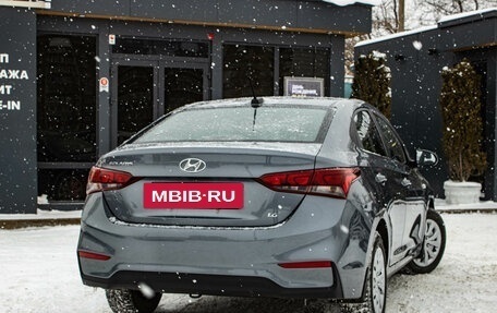 Hyundai Solaris II рестайлинг, 2018 год, 1 099 000 рублей, 3 фотография