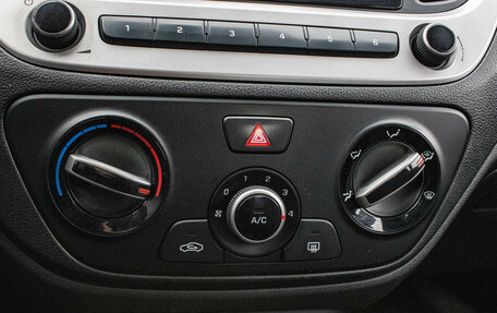 Hyundai Solaris II рестайлинг, 2018 год, 1 099 000 рублей, 18 фотография