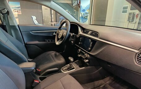 KIA Rio IV, 2021 год, 1 390 000 рублей, 8 фотография