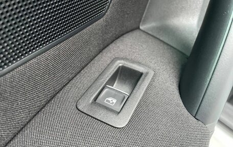 Volkswagen Tiguan II, 2019 год, 1 900 000 рублей, 25 фотография