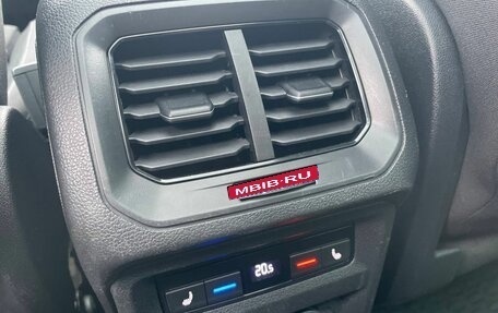 Volkswagen Tiguan II, 2019 год, 1 900 000 рублей, 26 фотография