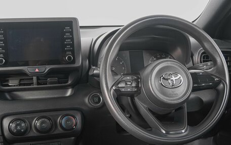 Toyota Yaris, 2020 год, 1 149 000 рублей, 15 фотография