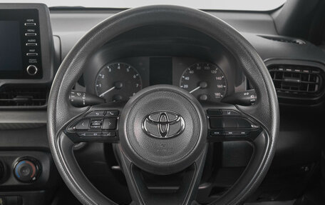 Toyota Yaris, 2020 год, 1 149 000 рублей, 16 фотография