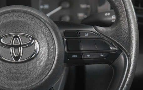 Toyota Yaris, 2020 год, 1 149 000 рублей, 18 фотография