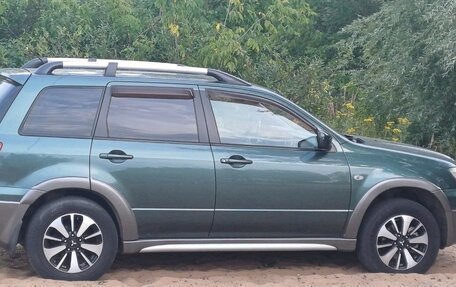 Mitsubishi Outlander III рестайлинг 3, 2006 год, 540 000 рублей, 7 фотография