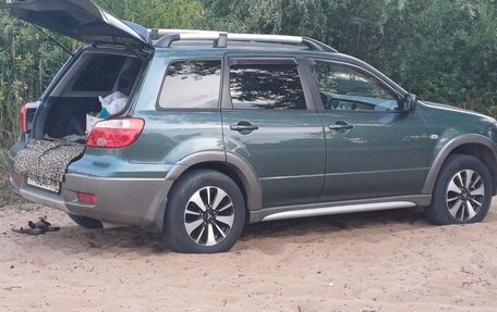 Mitsubishi Outlander III рестайлинг 3, 2006 год, 540 000 рублей, 9 фотография