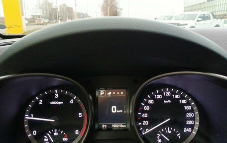 Hyundai Santa Fe III рестайлинг, 2017 год, 1 975 000 рублей, 13 фотография