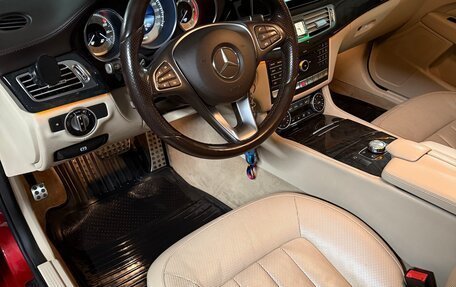 Mercedes-Benz CLS, 2014 год, 2 700 000 рублей, 15 фотография