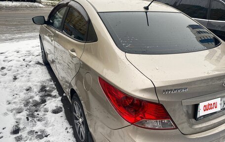 Hyundai Solaris II рестайлинг, 2011 год, 770 000 рублей, 5 фотография