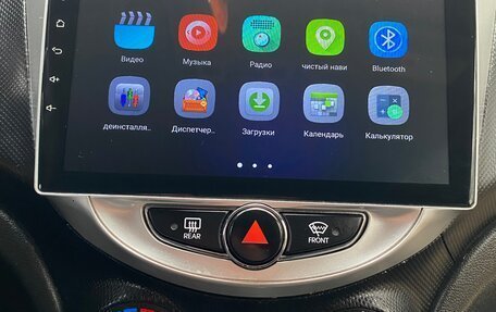 Hyundai Solaris II рестайлинг, 2011 год, 770 000 рублей, 28 фотография