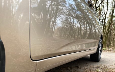 Hyundai Solaris II рестайлинг, 2011 год, 770 000 рублей, 19 фотография