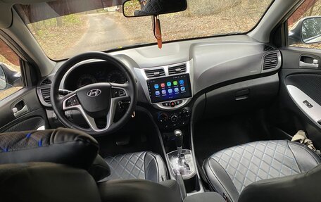 Hyundai Solaris II рестайлинг, 2011 год, 770 000 рублей, 30 фотография