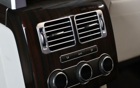 Land Rover Range Rover IV рестайлинг, 2013 год, 3 049 000 рублей, 16 фотография