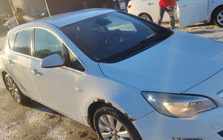 Opel Astra J, 2010 год, 750 000 рублей, 6 фотография
