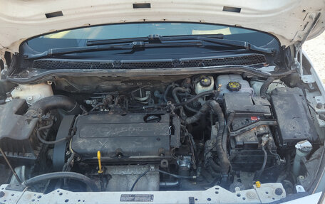 Opel Astra J, 2010 год, 750 000 рублей, 13 фотография