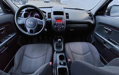 KIA Soul I рестайлинг, 2011 год, 680 000 рублей, 24 фотография