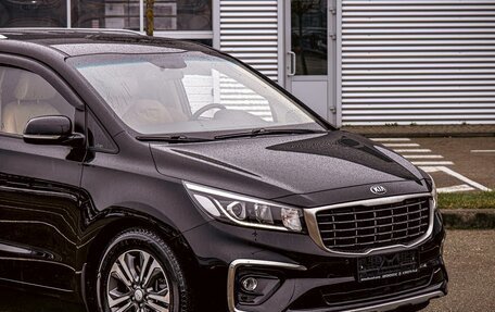 KIA Carnival III, 2019 год, 2 495 000 рублей, 8 фотография