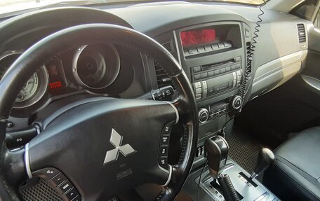 Mitsubishi Pajero IV, 2012 год, 2 100 000 рублей, 3 фотография