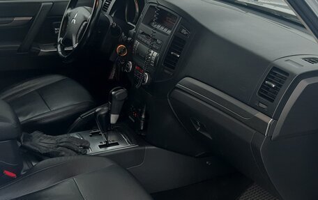 Mitsubishi Pajero IV, 2012 год, 2 100 000 рублей, 17 фотография