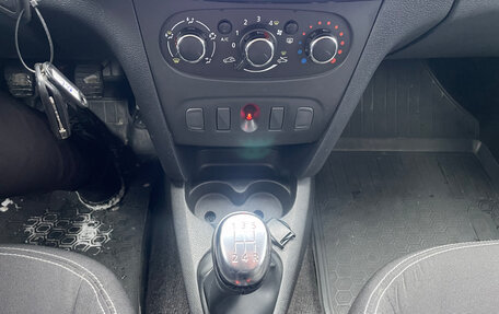 Renault Logan II, 2020 год, 1 180 000 рублей, 14 фотография