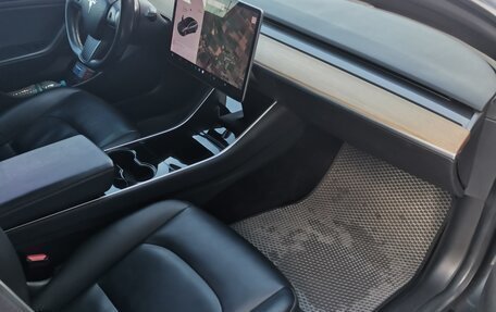 Tesla Model 3 I, 2018 год, 3 000 000 рублей, 6 фотография