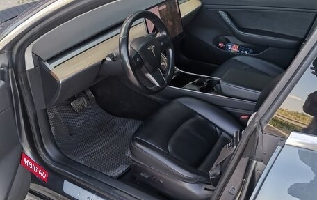 Tesla Model 3 I, 2018 год, 3 000 000 рублей, 15 фотография