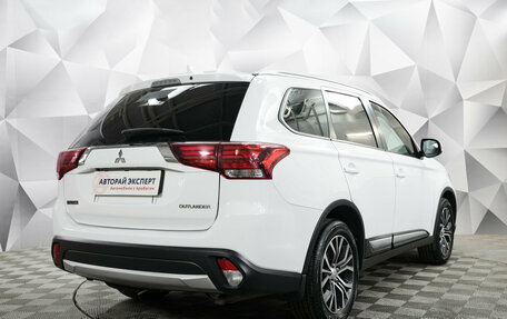 Mitsubishi Outlander III рестайлинг 3, 2018 год, 2 150 000 рублей, 5 фотография