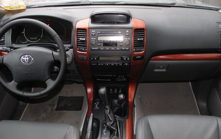 Toyota Land Cruiser Prado 120 рестайлинг, 2005 год, 1 279 000 рублей, 9 фотография