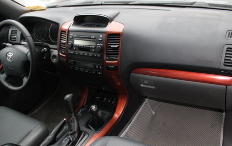 Toyota Land Cruiser Prado 120 рестайлинг, 2005 год, 1 279 000 рублей, 11 фотография